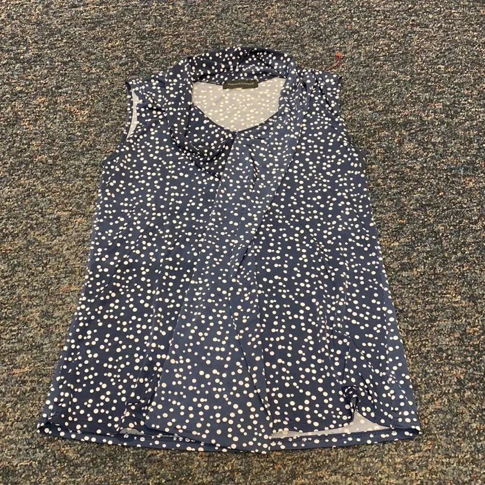 American City Wear Blue Polka Dot Top sz. L